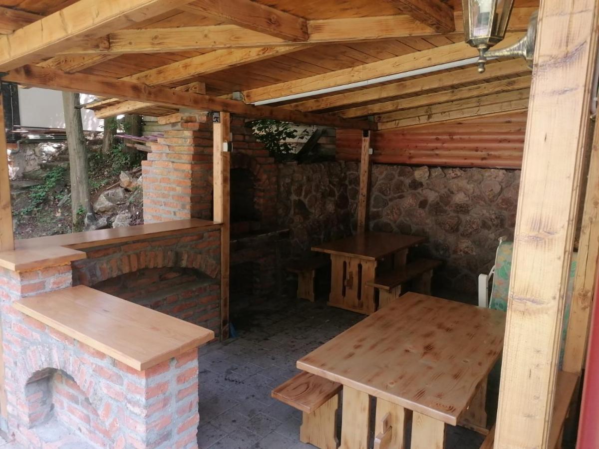 Vikendica Matovic Ovcar Banja Apartamento Exterior foto