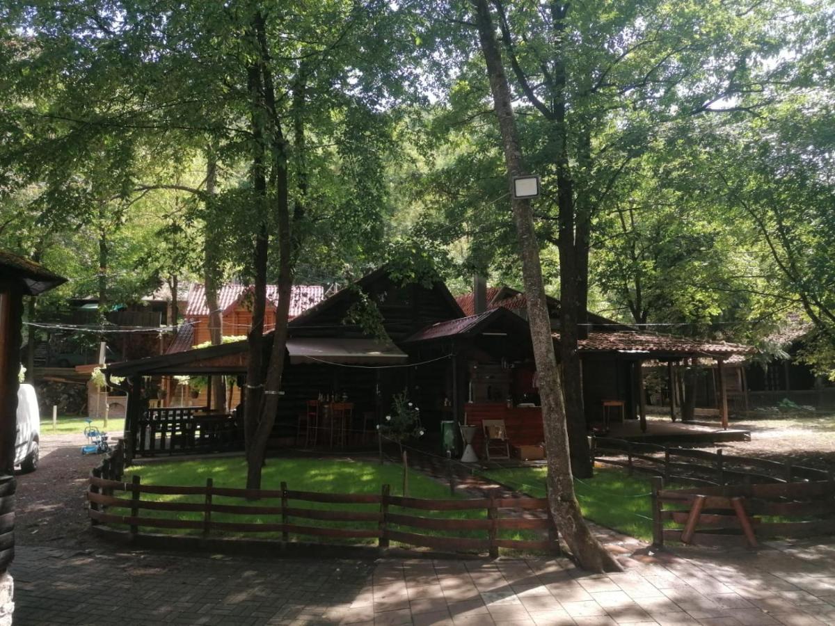 Vikendica Matovic Ovcar Banja Apartamento Exterior foto